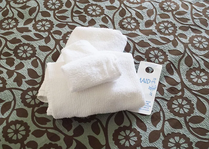 Boardwalk Hotel Charlee & Apartments Beach Hotel Oceanfront