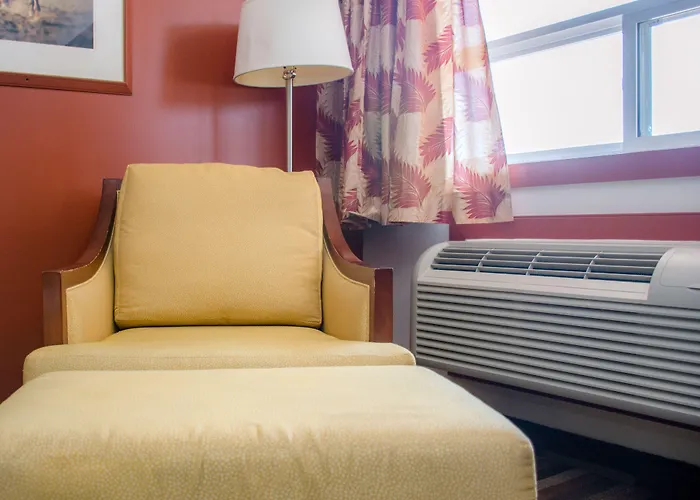 Ramada By Wyndham Medicine Hat