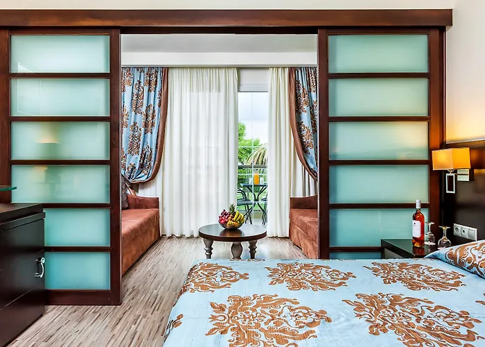 Elinotel Apolamare Hotel
