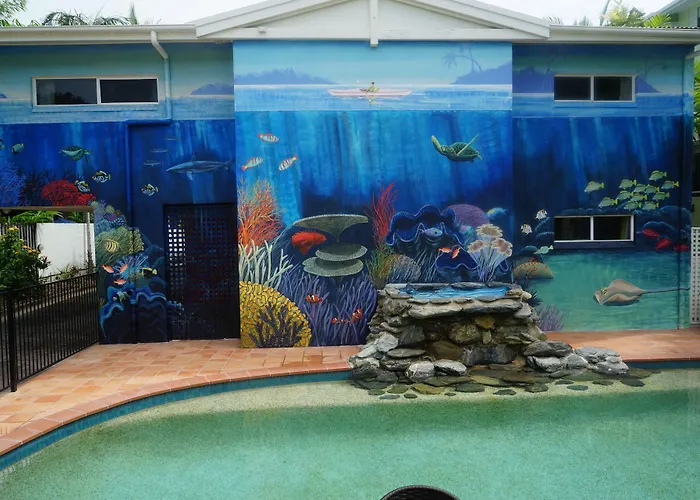 Port Douglas Motel