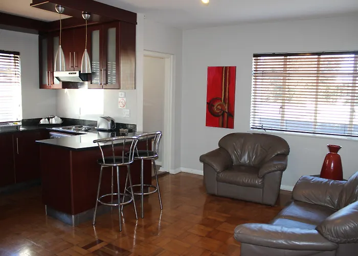 10 On Cape Self Catering Apartments