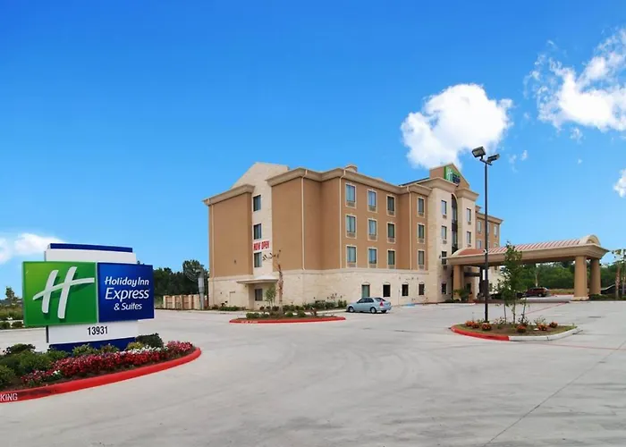 Holiday Inn Express & Suites Houston South - Pearland By Ihg