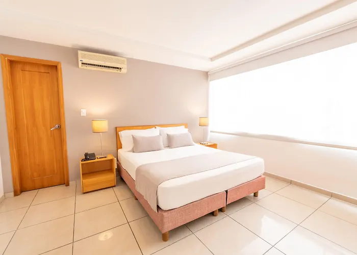 Basic Hotel Centenario By Hoteles Ms
