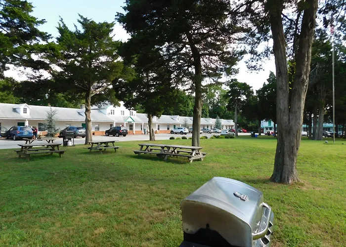 Hyland Motor Inn