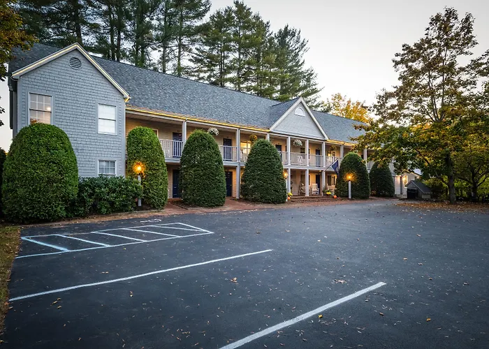 Riverhouse By Weekender Formerly Jack Daniels Inn