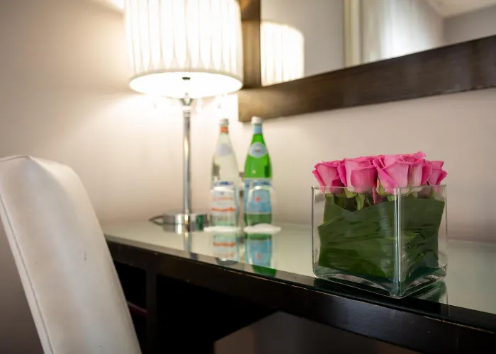 Zuni Restaurant & Boutique Hotel