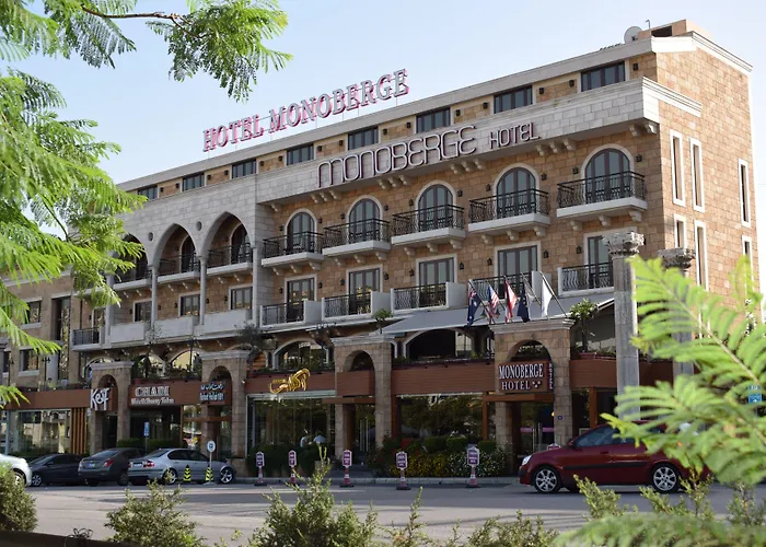 Monoberge Hotel
