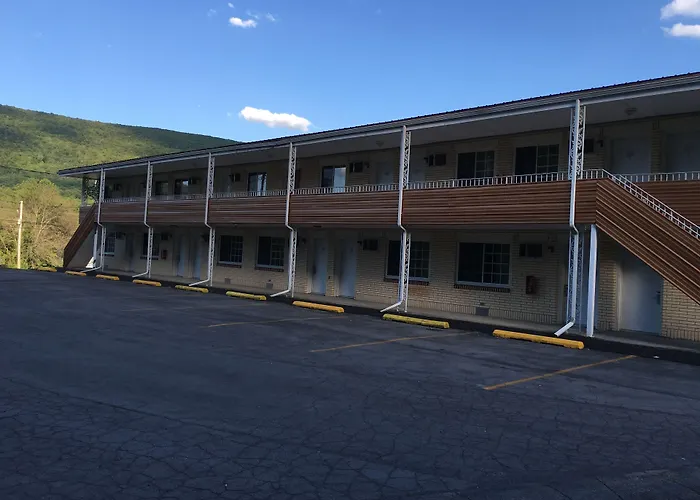 Relax Inn Altoona