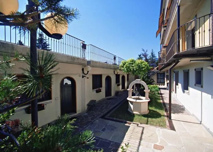 Hotel Daniel