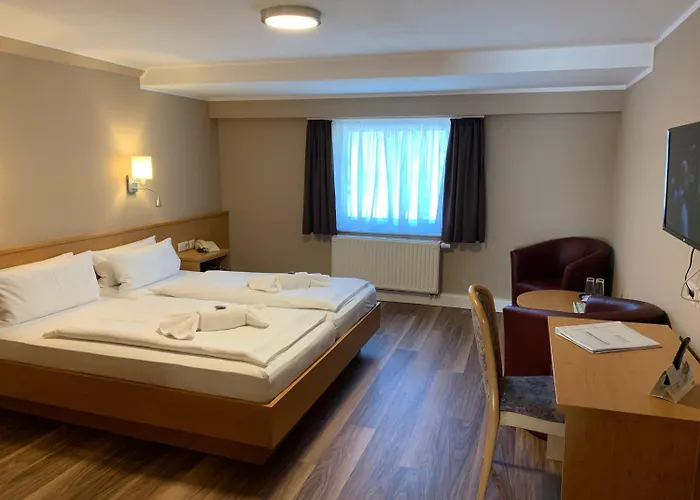 Hotel Am Berg Oybin Garni