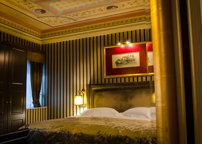Maison Grecque Hotel Extraordinaire
