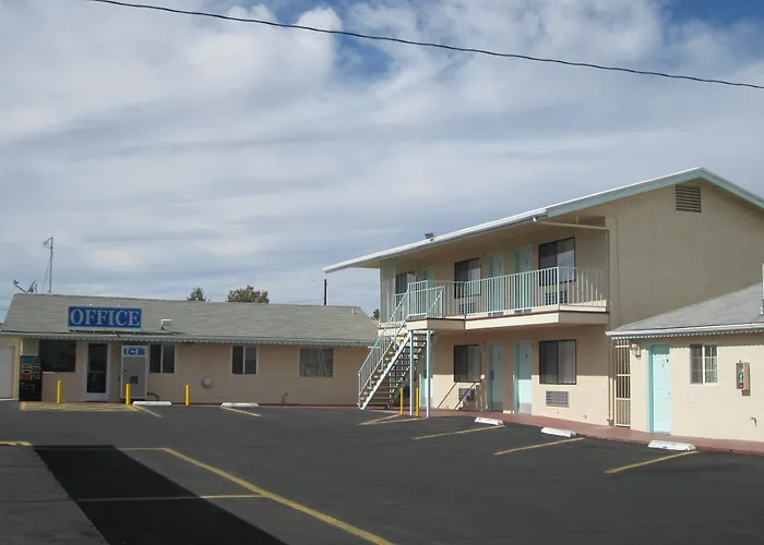 Howard Johnson By Wyndham Ridgecrest, Ca