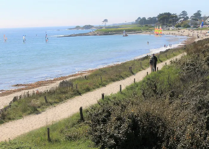 Logis Hotel Les Mouettes Restaurant Erin - Larmor Plage, Proche De Lorient