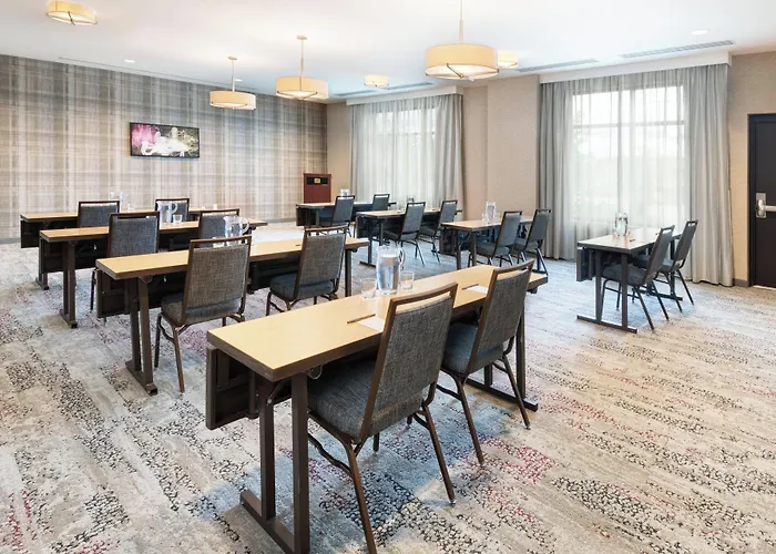 Courtyard By Marriott Pittsburgh Washington Meadow Lands