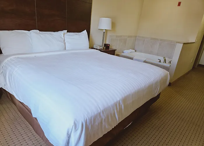 Cobblestone Inn & Suites - Bloomfield