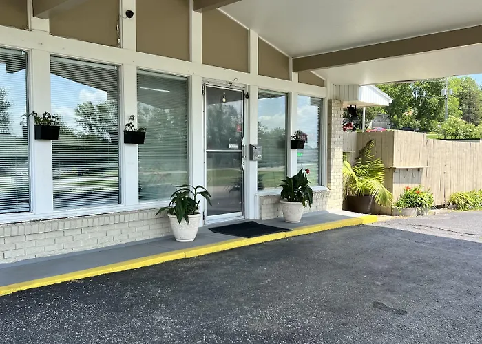Capri Motel