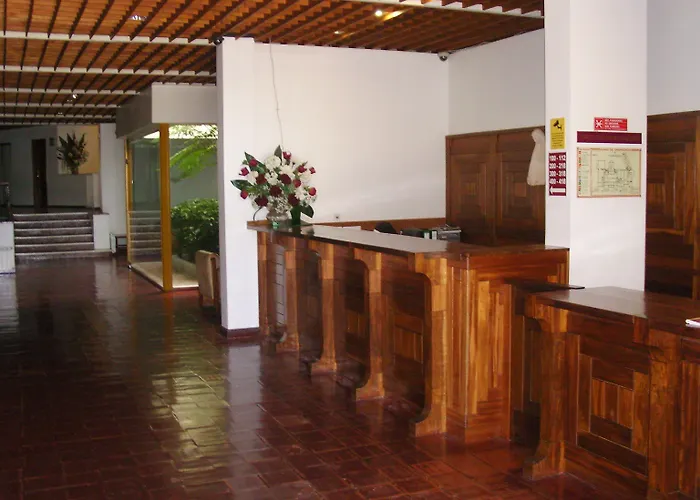 Flag Hotel Fatima Irmas Dominicanas