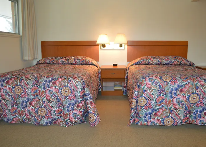 Skyline Motor Inn