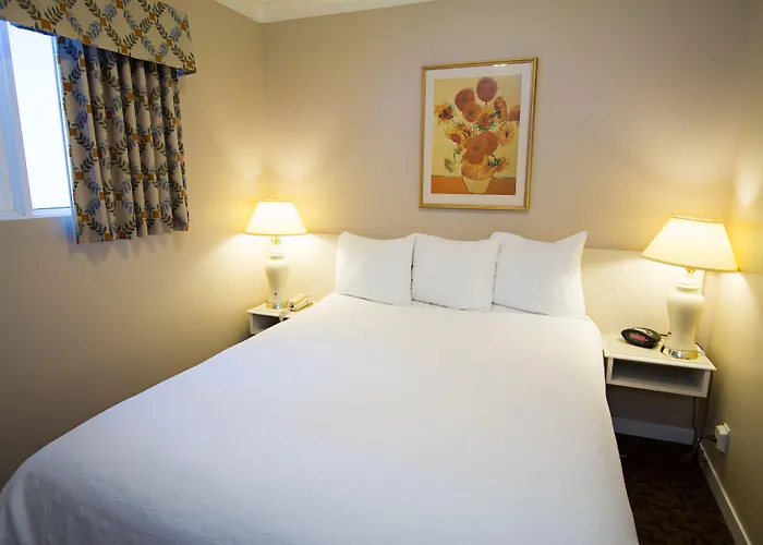 Glenwood Inn & Suites