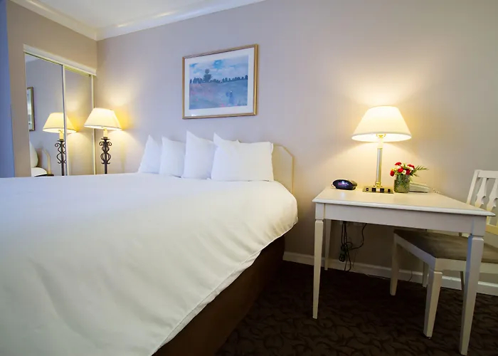 Glenwood Inn & Suites