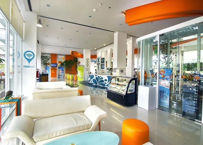 HARRIS Hotel Batam Center