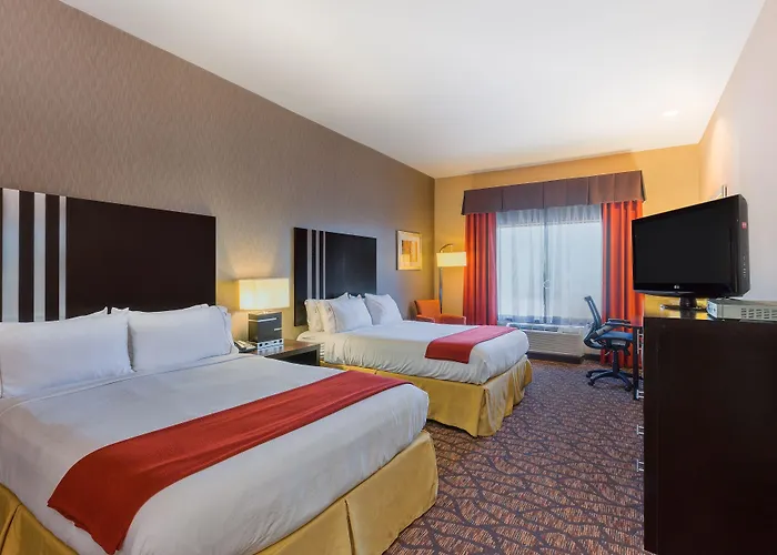 Holiday Inn Express And Suites Alpine By Ihg