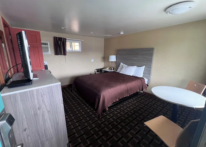 Fairbridge Inn Express Milford