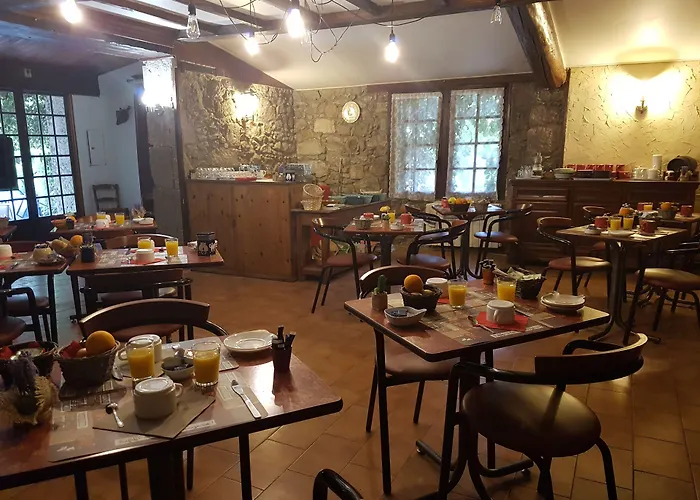 Les Jardins Du Patriarche Hotel