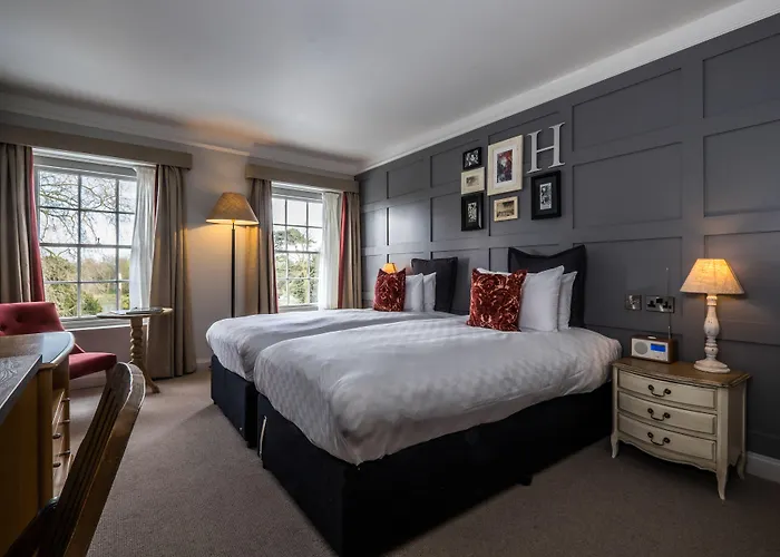 The Alexander Pope Hotel