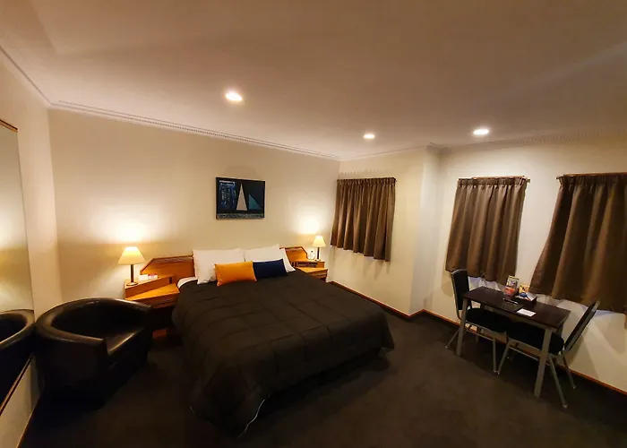 Fitzherbert Castle Motel