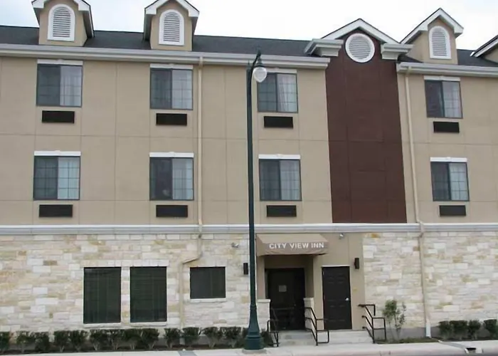 Cityview Inn & Suites Downtown /Rivercenter Area