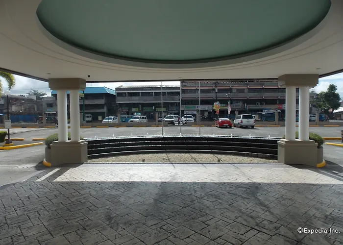 Circle Inn Hotel And Suites Bacolod