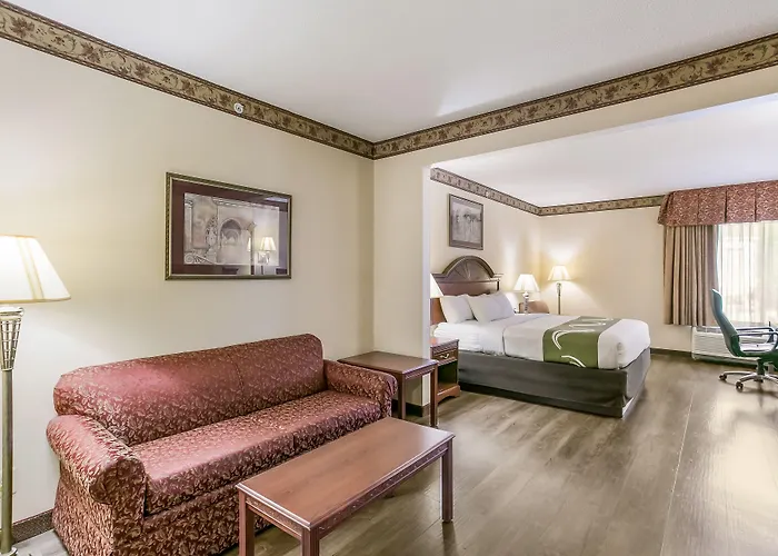 Quality Inn & Suites Bel Air I-95 Exit 77A
