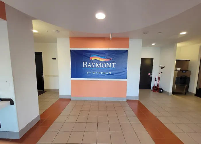 Baymont By Wyndham Williston