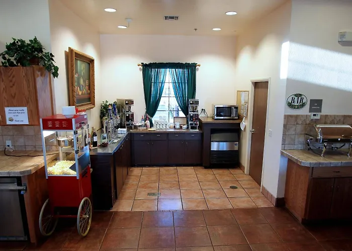 Gateway Studio Suites