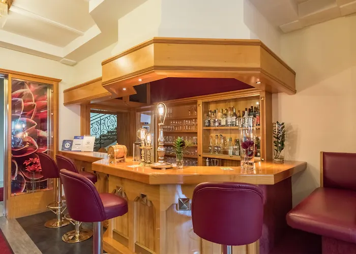 Hotel Germania Gastein: Alpine Wellness & Mountain Adventures