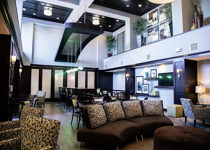 Hampton Inn & Suites Sharon