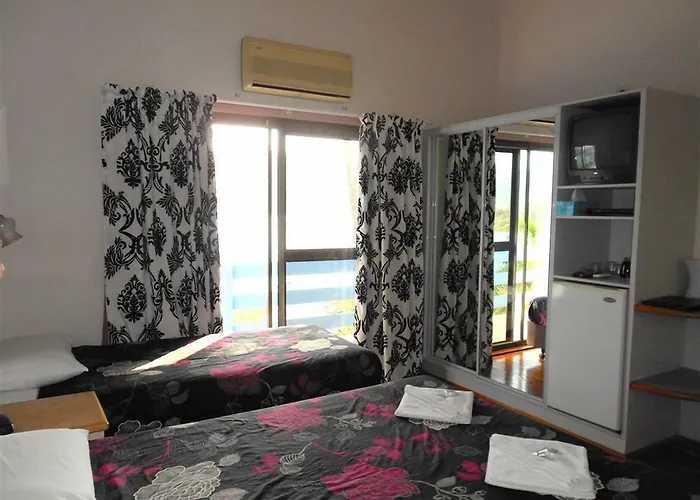 Coral Point Lodge