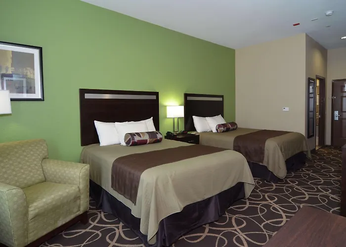 Best Western Plus Kenedy Inn