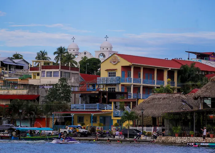 Hotel Casona De La Isla