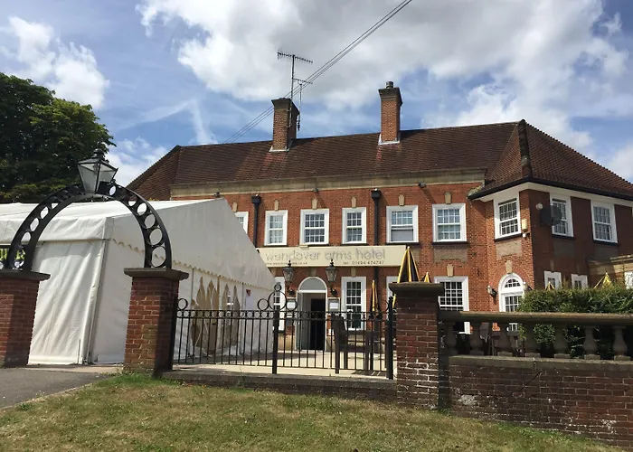 Wendover Arms Hotel