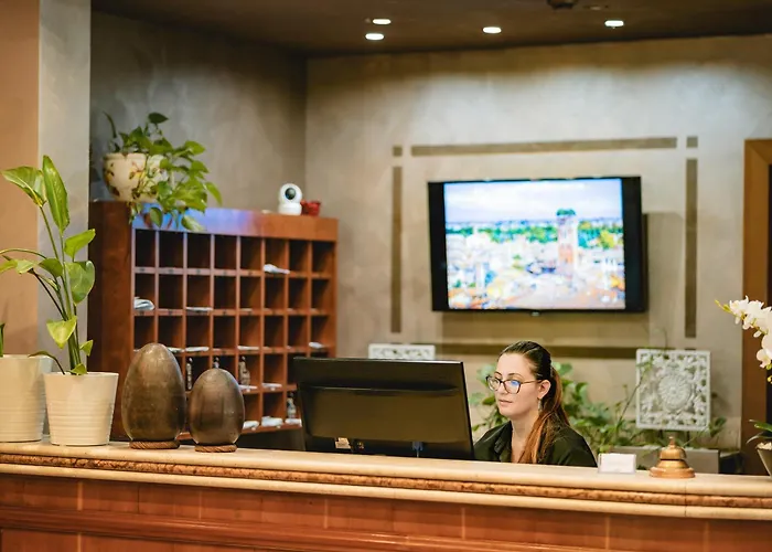 Hotel Carignano