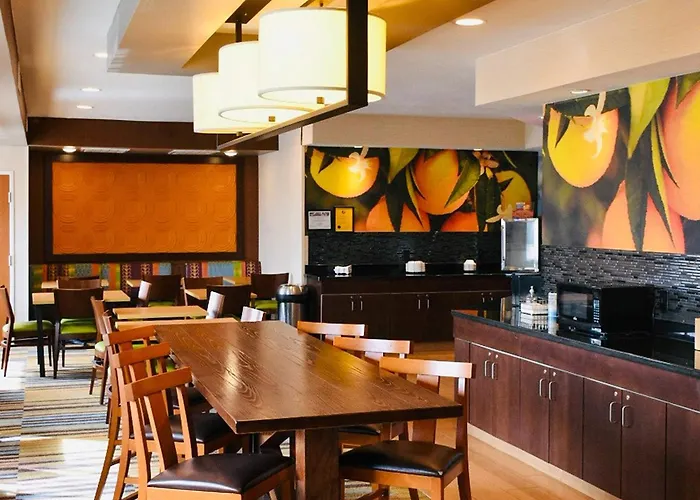 Comfort Inn & Suites Texas City I-45