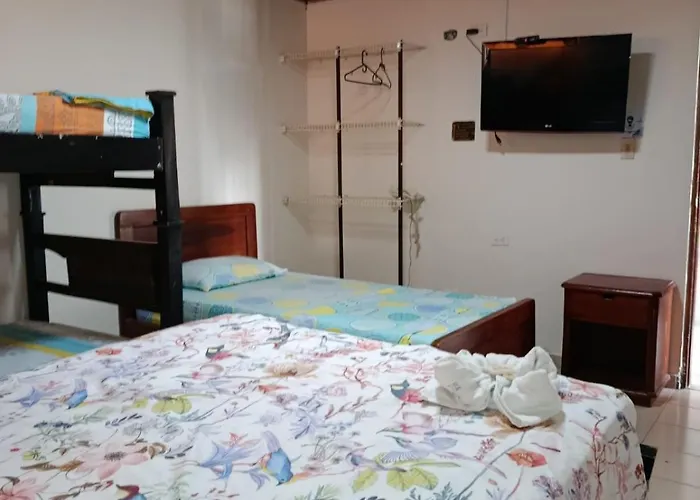Hotel Colonial Inn