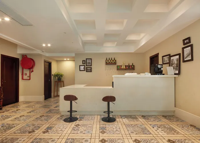 Ole Tai Sam Un Hotel