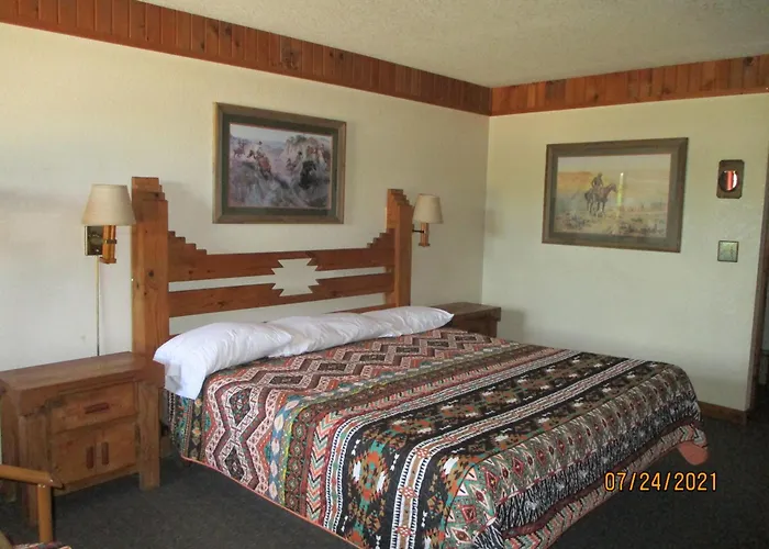 Sundown Motor Lodge