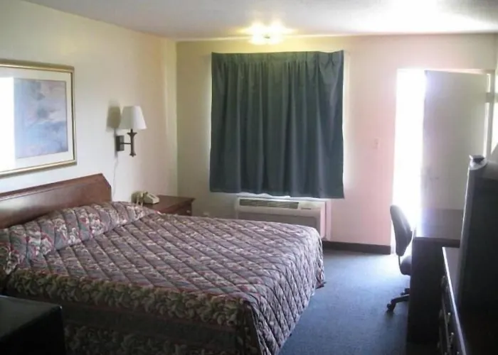 Red Carpet Inn