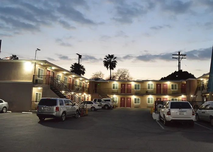 La Casa Inn