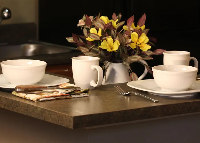 Eagle'S Den Suites Carrizo Springs A Travelodge By Wyndham