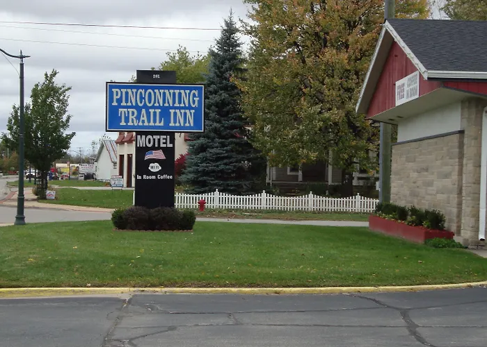 Pinconning Trail Inn Motel